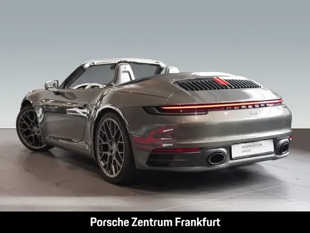 Porsche 992