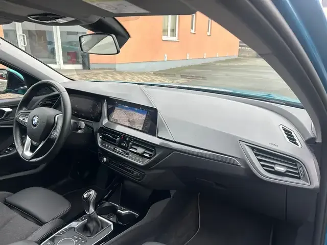 BMW 118