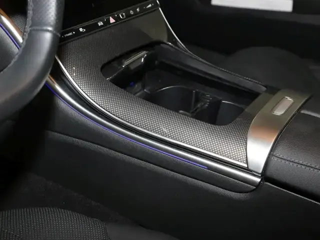 Mercedes-Benz CLE 450