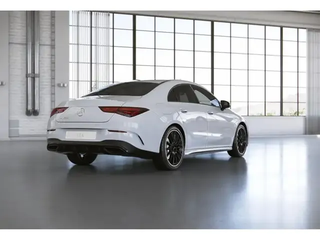 Mercedes-Benz CLA 250