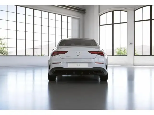 Mercedes-Benz CLA 250
