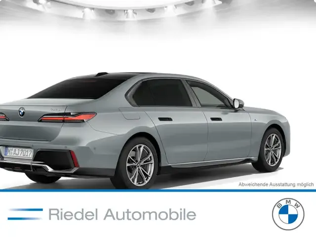 BMW 740