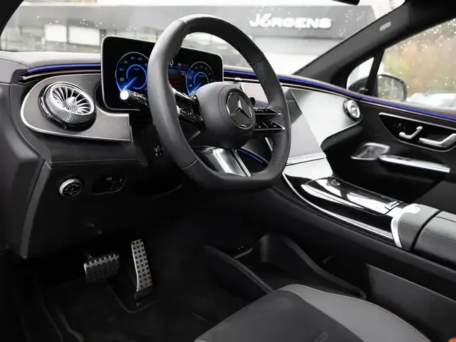 Mercedes-Benz EQE SUV