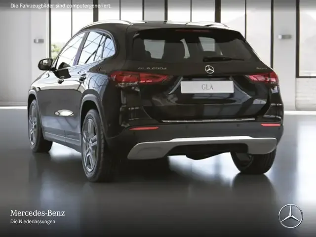 Mercedes-Benz GLA 200