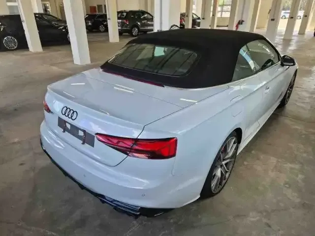 Audi S5