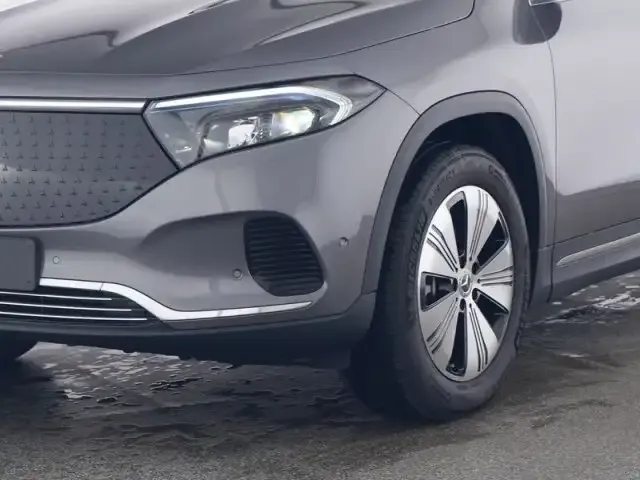 Mercedes-Benz EQA 300