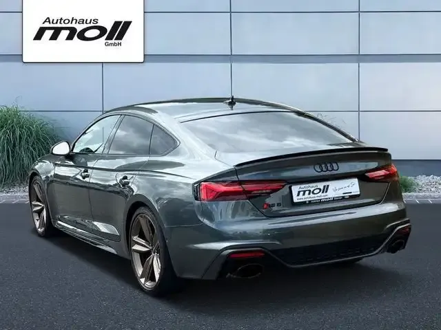Audi RS5