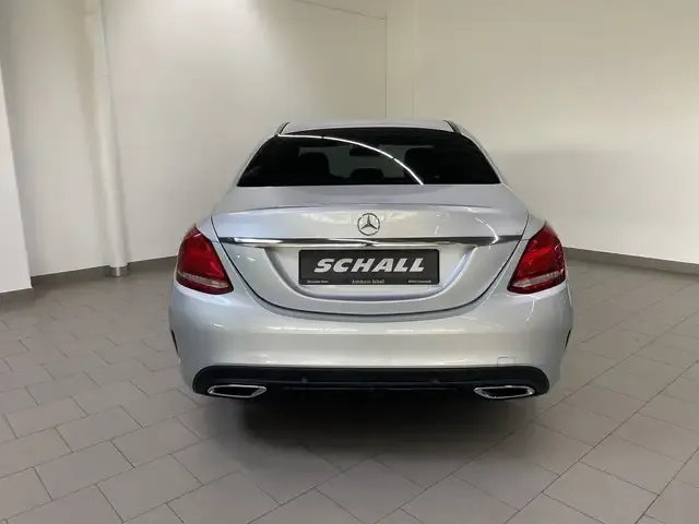 Mercedes-Benz C 220