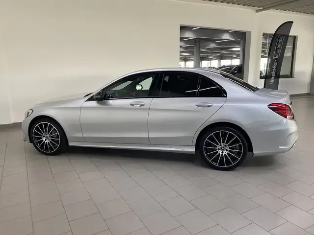 Mercedes-Benz C 220