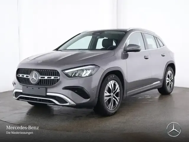 Mercedes-Benz GLA 180