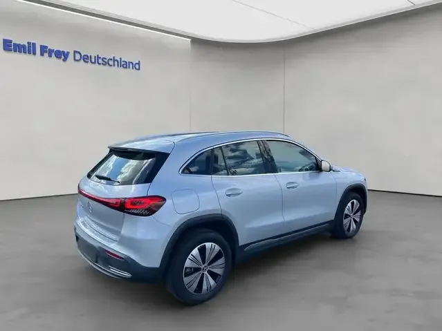Mercedes-Benz EQA 250