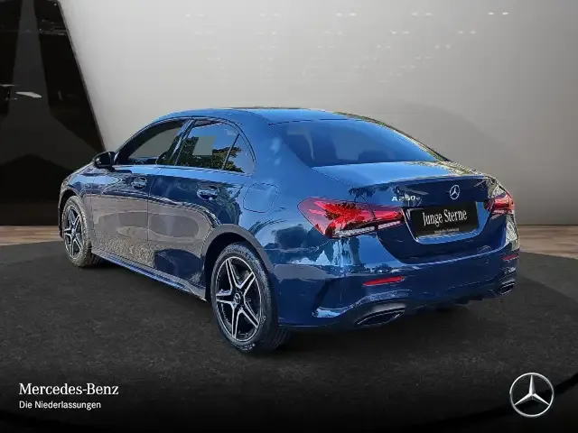 Mercedes-Benz A 250