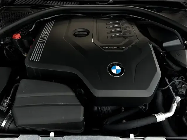 BMW 330