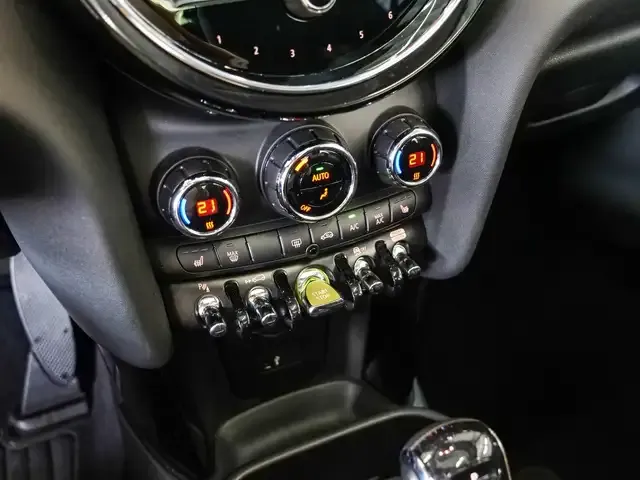 MINI Cooper SE