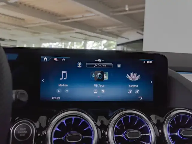 Mercedes-Benz GLA 220