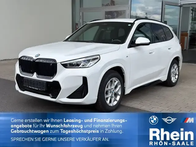 BMW iX1