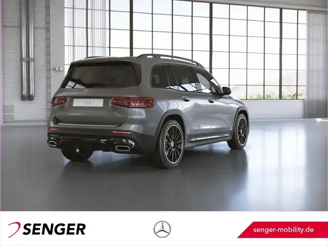 Mercedes-Benz GLB 220