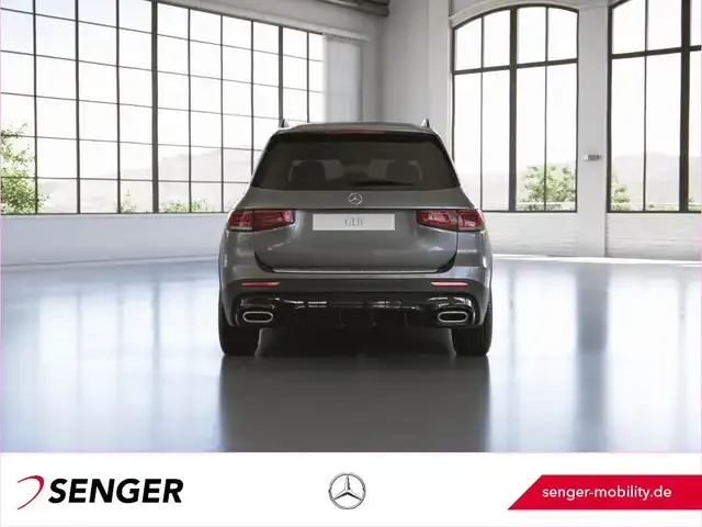 Mercedes-Benz GLB 220