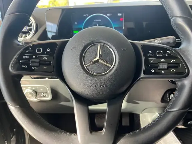 Mercedes-Benz B 250