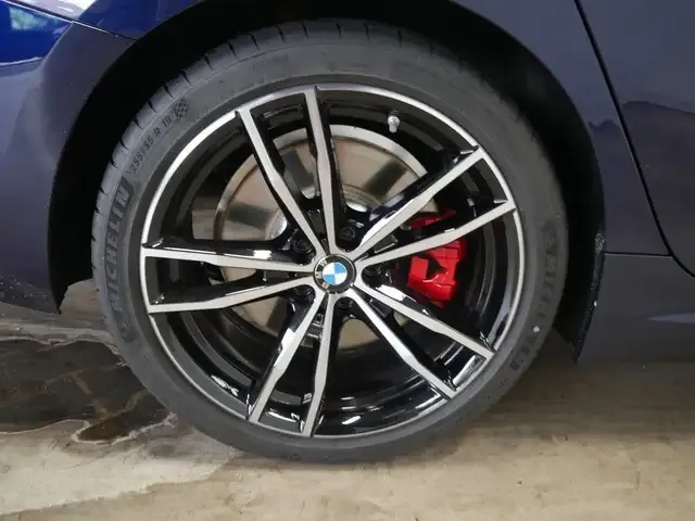 BMW 340
