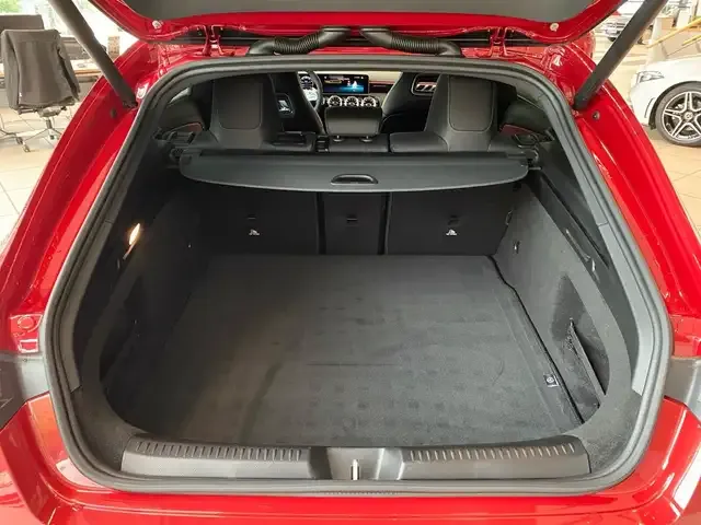 Mercedes-Benz CLA 35 AMG