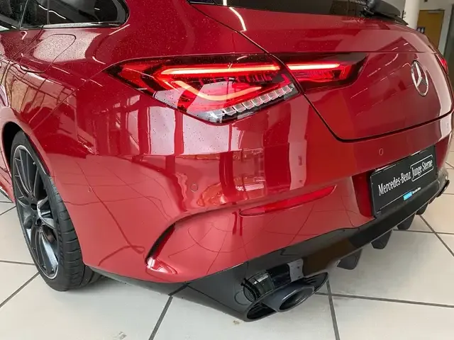 Mercedes-Benz CLA 35 AMG