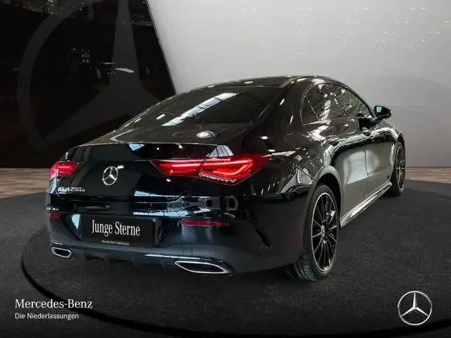 Mercedes-Benz CLA 250