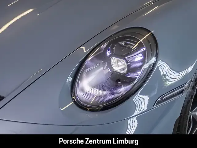 Porsche 992