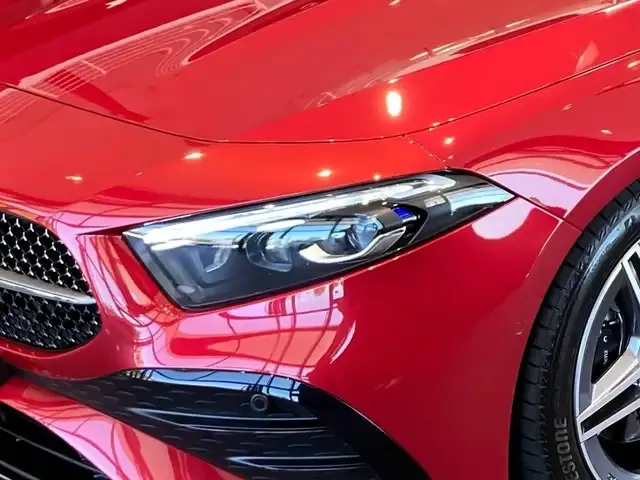 Mercedes-Benz A 220