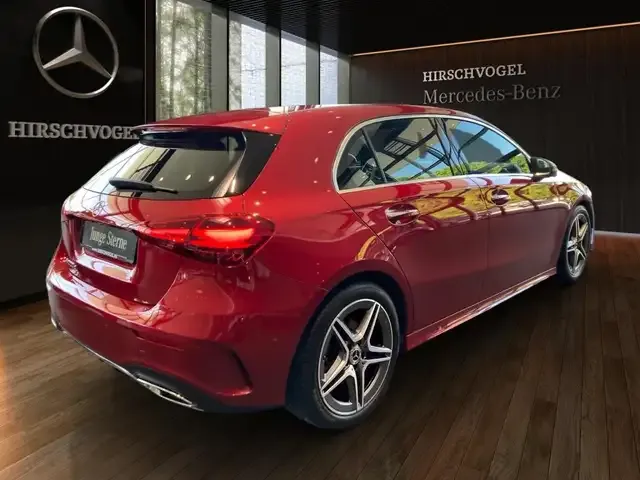 Mercedes-Benz A 220