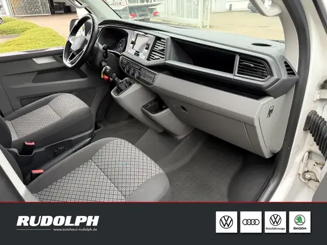 Volkswagen T6.1 Caravelle