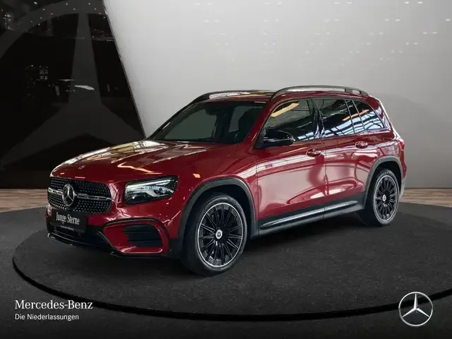 Mercedes-Benz GLB 220