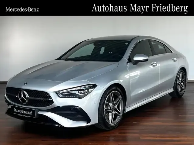 Mercedes-Benz CLA 200