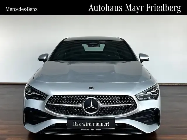 Mercedes-Benz CLA 200