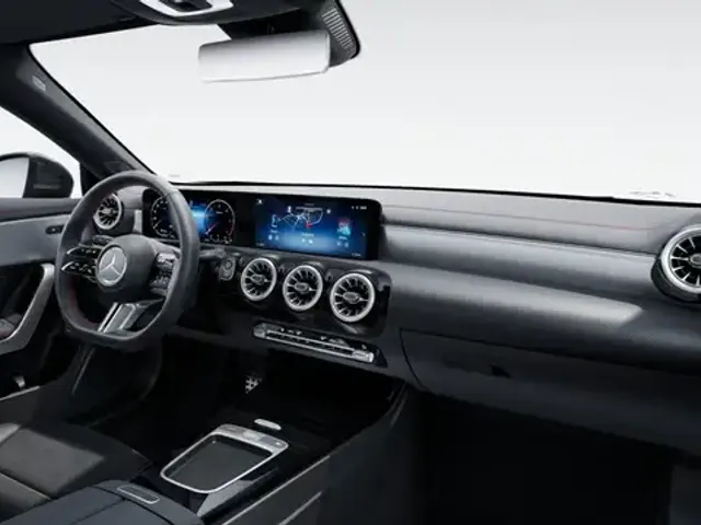 Mercedes-Benz CLA 220