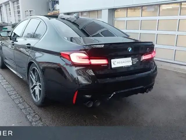 BMW M5