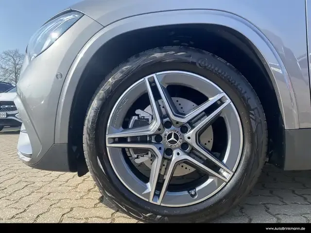 Mercedes-Benz GLA 180