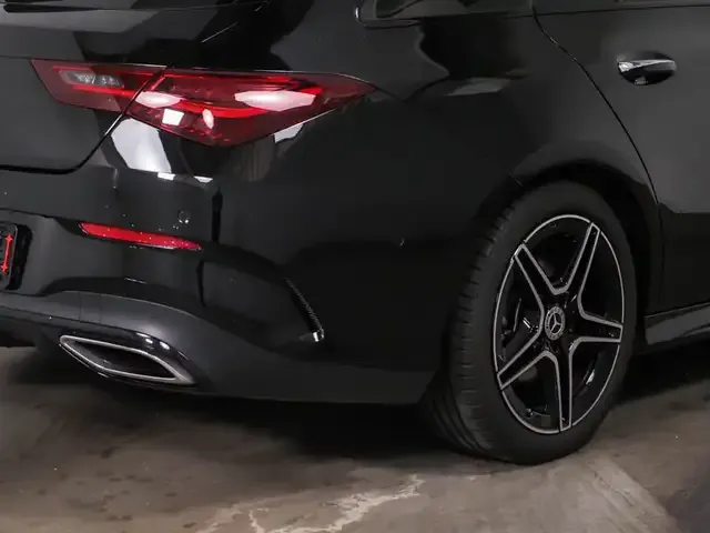 Mercedes-Benz CLA 220