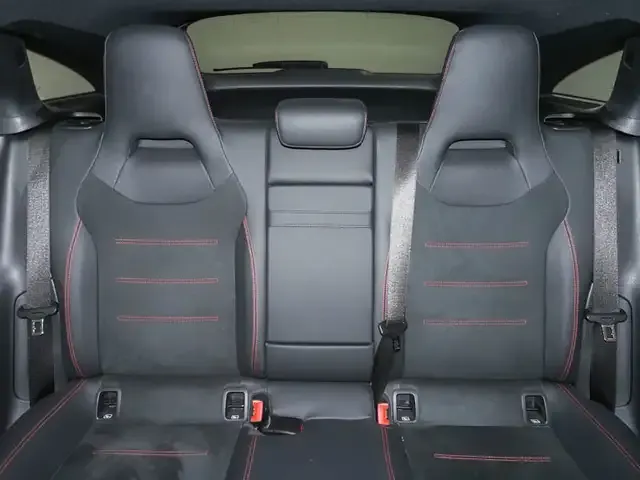 Mercedes-Benz CLA 220
