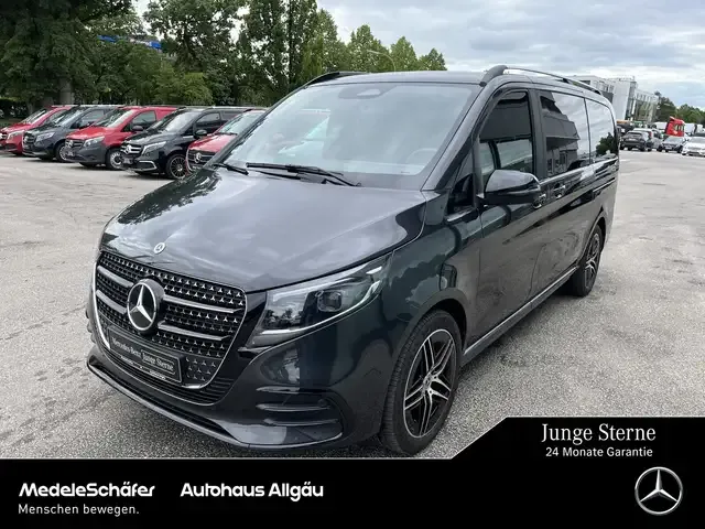 Mercedes-Benz V 250