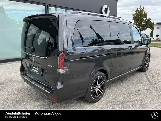 Mercedes-Benz V 250
