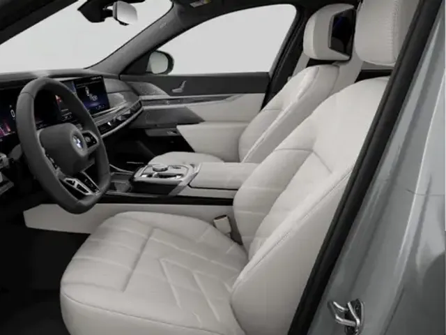 BMW 740