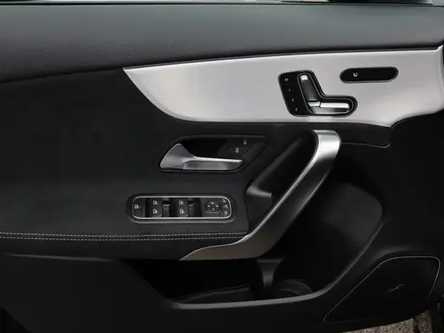 Mercedes-Benz A 45 AMG