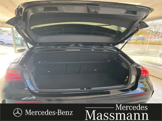 Mercedes-Benz A 35 AMG