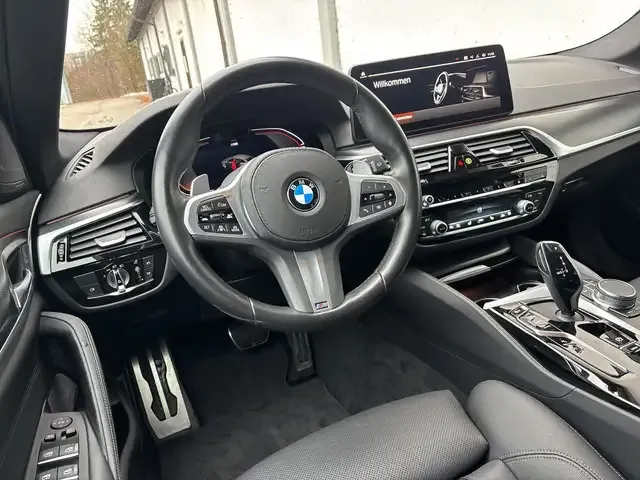 BMW 540