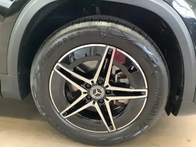 Mercedes-Benz EQA 300