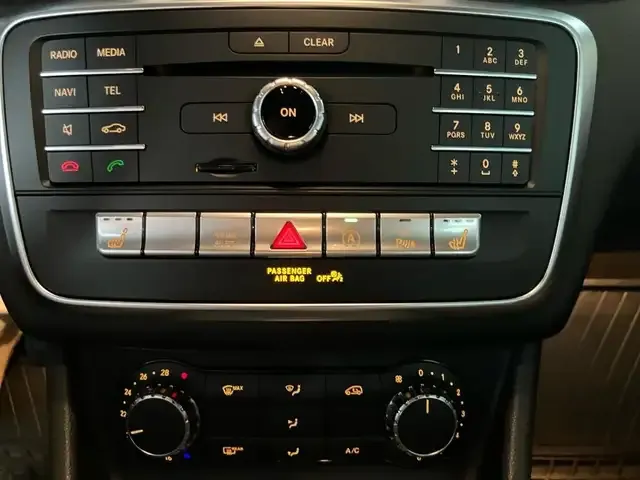 Mercedes-Benz GLA 200