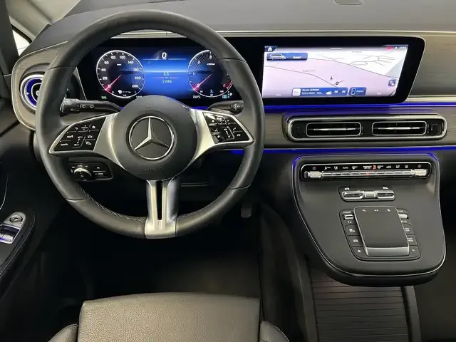 Mercedes-Benz V 250