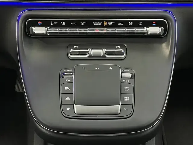 Mercedes-Benz V 250