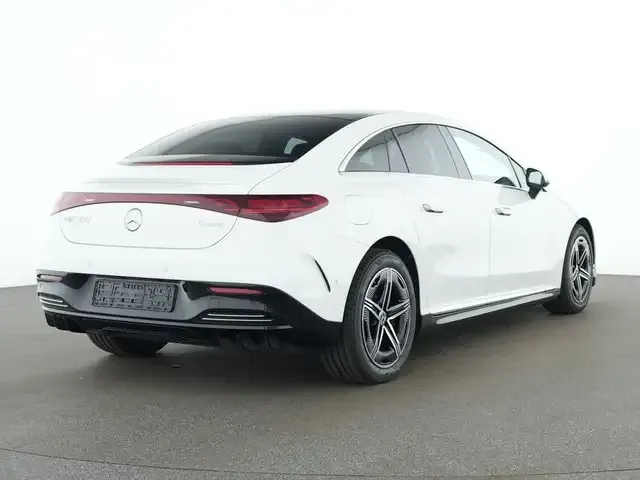 Mercedes-Benz EQE 350